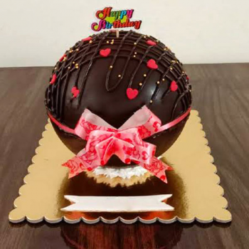 Pinata Choco Cake