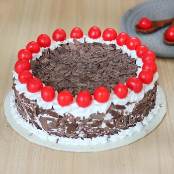 Eggless Black Forest Gateau