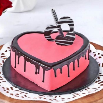 Strawberry Choco Heart Shaped Cake