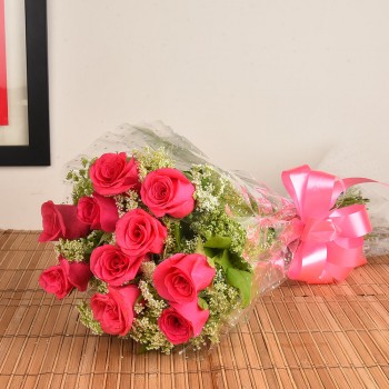 10 Pink Roses Bunch