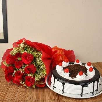 Red Roses n BlackForest