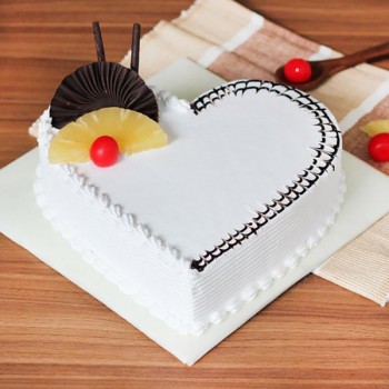 Pineapple Heart Cake